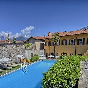 https://villa-vinicia.it-lombardy.com