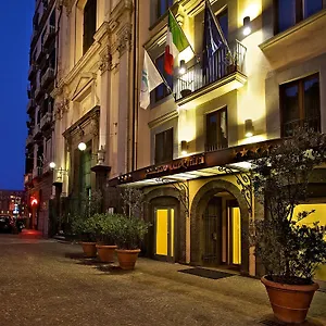 Palazzo Turchini 4*, Νάπολη Ιταλία